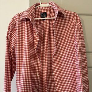 𝅺Jos A Bank Traveler's Collection Men Shirt in Medium - Tailored Fit